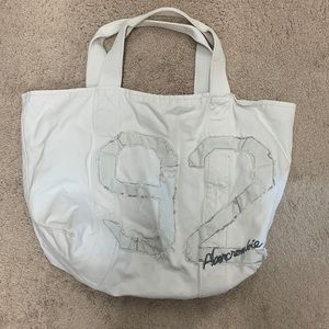 Abercrombie and ditch bag